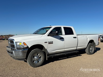 2018 Ram 3500 4x4 Crew Cab Pickup