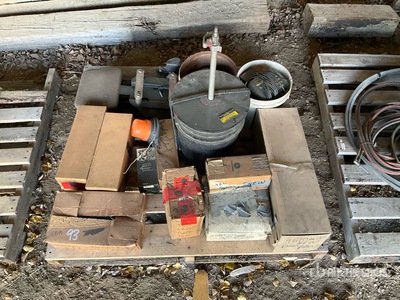 Quantity of John Deere Equipment Parts