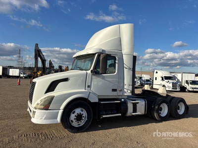 2014 Volvo VNL 6x4 Cabeza Tractora Cabina Corta
