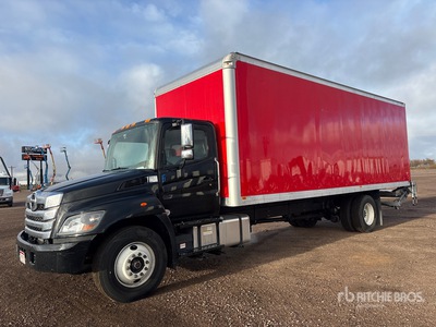 2026 Hino 4x2 Autocarro furgonato