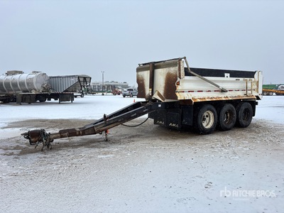 2009 Renn 17 ft Tri/A Pup Dump Trailer