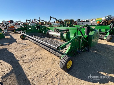 John Deere 615P 15 ft Encabezado de recogida combinada