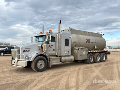 2015 Kenworth T800 Tanker Truck