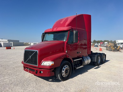 2013 Volvo VNM 6x4 T/A Sleeper Truck Tractor