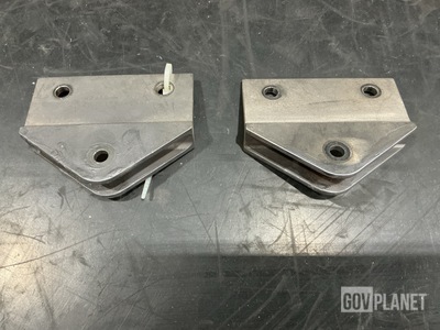 (10) Boeing 69-63775-606 Brackets