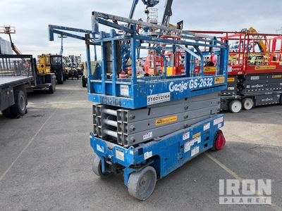 2017 Genie GS2632 Scissor Lift