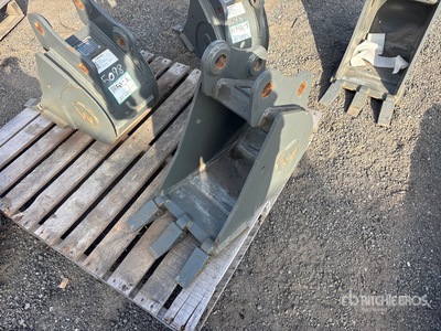 Wacker neuson 28z3 12 in Digging Excavator Bucket