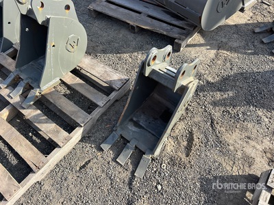 12 in Digging Excavator Bucket