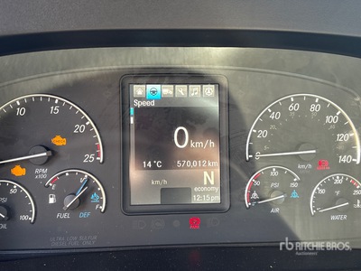 2021 Freightliner Cascadia 126 6x4 T/A Day Cab Truck Tractor