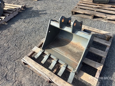 Wacker neuson 28z3 24 in Digging Excavator Bucket