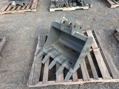 Wacker neuson 28z3 24 in Digging Excavator Bucket