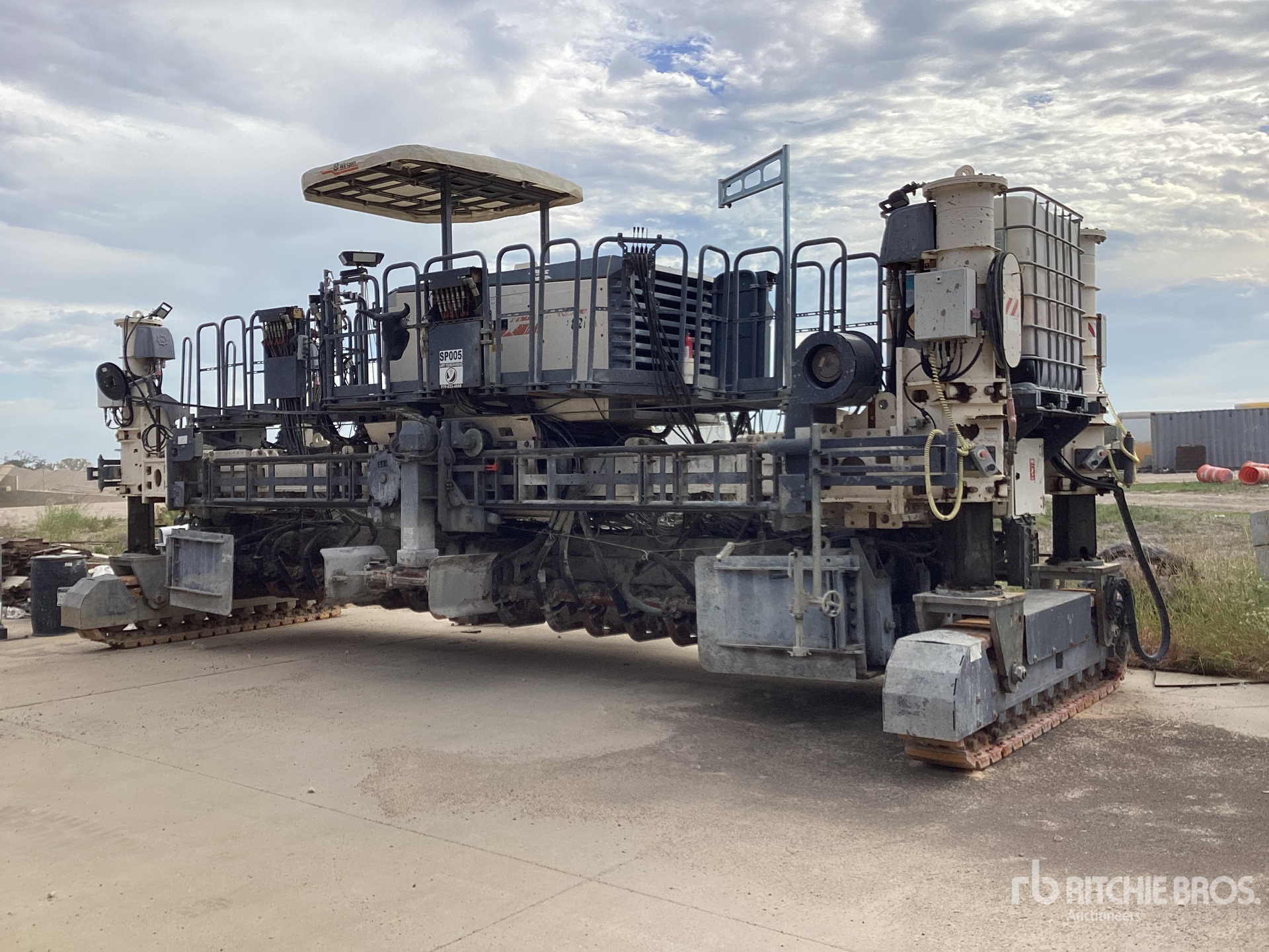 Wirtgen SP82i Slip Form Paver