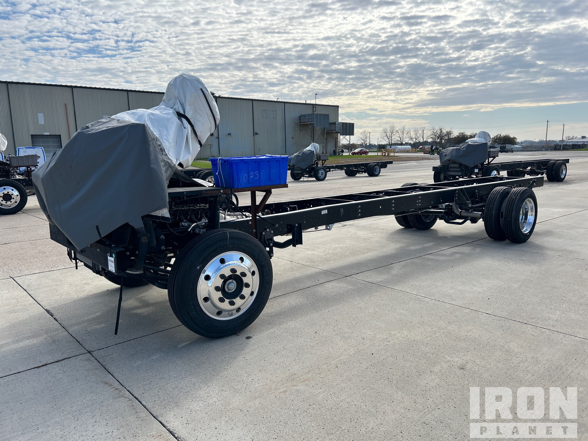 2025 Ford 4x2 Bare chassis Cabine en chassis (Unused)