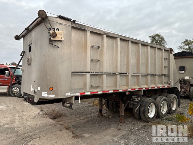2005 East Tri/A Lead Aluminum End Dump Trailer