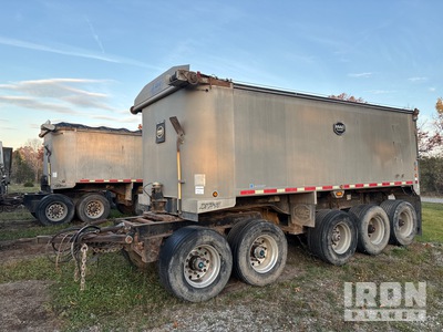 2016 MAC Tri/A Drawbar Pup Aluminum Remolque banera
