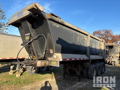 2018 MAC Tri/A Lead End Dump Trailer