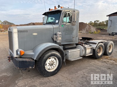2001 Peterbilt 357 6x4 Ciągnik siodłowy T/A z kabiną dzienną