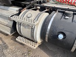 4 Underbody - Truck with Hydraulic Tank