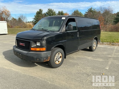 2011 GMC Savana Cargo Van