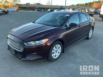 2013 Ford Fusion S Sedan