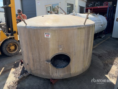 NDA Engineering Skid Mounted Stainless Steel Tank