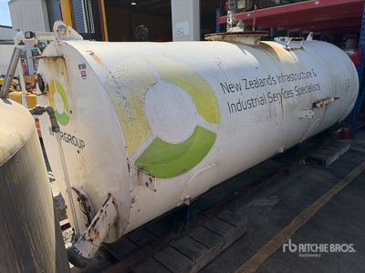 6000 L Skid Mounted Steel Tank