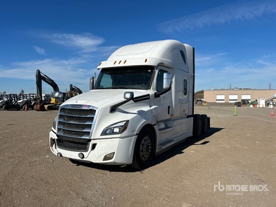 2020 Freightliner Cascadia 126 6x4 T/A Sleeper Truck Tractor