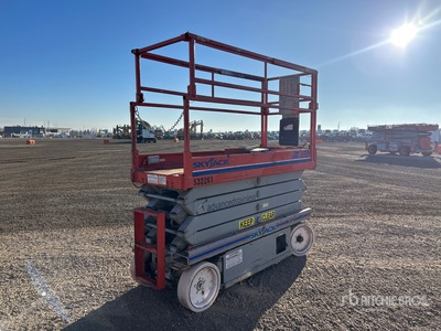 2000 Skyjack SJIII3226 Electric Scissor Lift