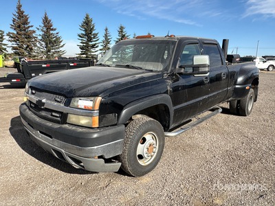 2004 Chevrolet SILVERADO 3500 4x4 Crew Cab Pickup