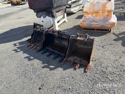 Quantity of (4) 16 in Digging Mini Excavator Bucket