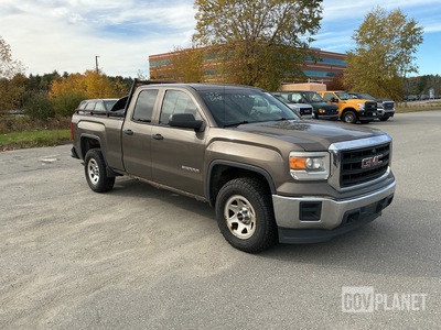 2015 GMC Sierra 1500 4x4 Pickup