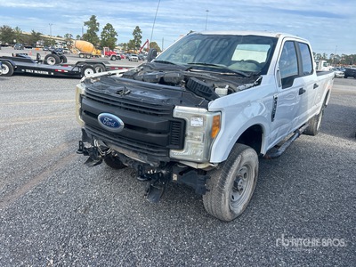 2017 Ford F-250 XL 4x4 Crew Cab Pickup (Inoperable)