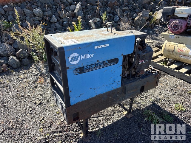 1995 Miller Bobcat 225G Plus 225 A Skid-Mounted Multi-Process Engine Driven Welder
