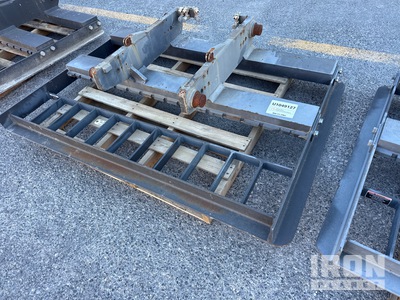 69 in Load Back Rest - Fits Cat DP70N