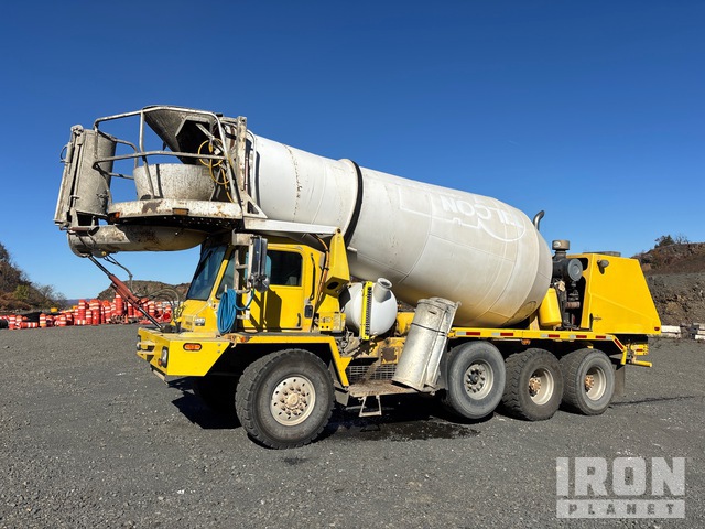 2005 Oshkosh S-2346 8x6 Front Discharge Mixer Truck