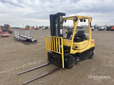 2015 Hyster 4750 lb Cushion Tire Wózek widłowy