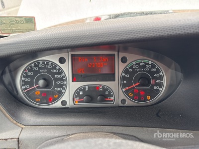 2011 Iveco 35C11 4x2 Camion Benne Kipper-Lkw (Inoperable)