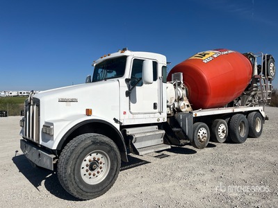 2007 Kenworth W900 8x2 Camion malaxeur