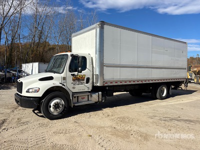 2021 Freightliner M2 106 4x2 Camion fourgon