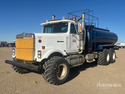 1990 IHC Eagle 6x4 Floater Ciężarówka na wodę