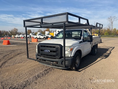 2014 Ford F-250 4x2 Flatbed Truck