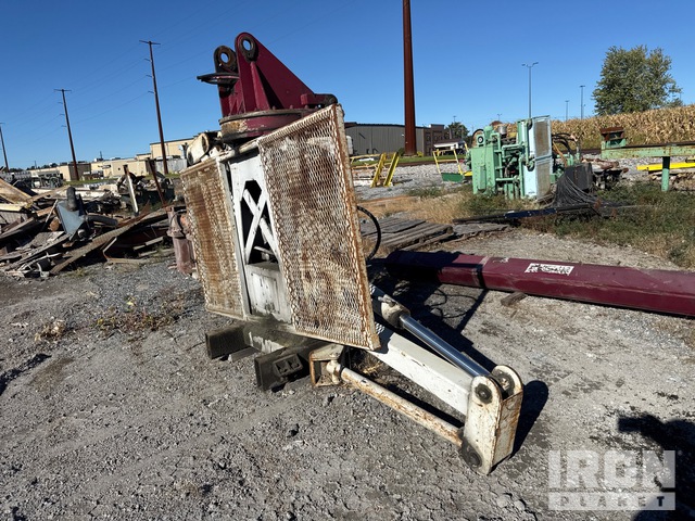 Truck Mount Boom with Turret and Outriggers