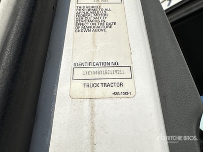 2016 Kenworth T680 4x2 S/A Day Cab Truck Tractor