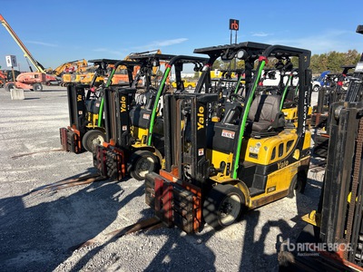 2015 Yale GC040LX 4000 lb Forklift