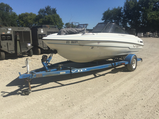 Vivan Industries VIP VB342AM30XCD Boat w/21' Trailer