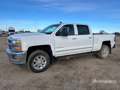 2015 Chevrolet Silverado 2500HD LTZ 4x4 Crew Cab ピックアップ