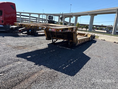 2009 Terex Load King 453/4DFPRCA 53 ft Quad/A Folding Neck Trailer
