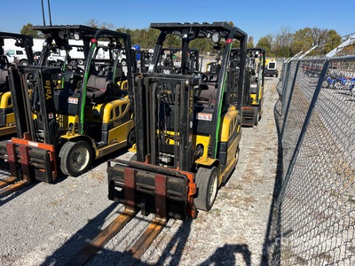 2015 Yale GC040LX 4000 lb Montacargas