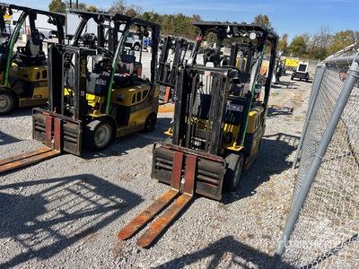 2015 Yale GC040LX 4000 lb Montacargas