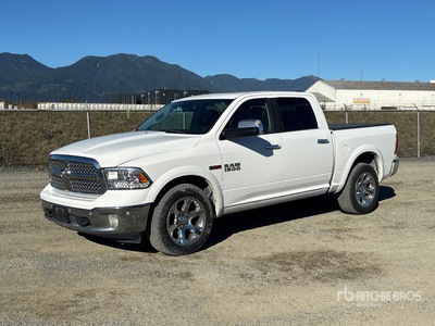 2015 Ram 1500 Laramie 4x4 Crew Cab Pickup